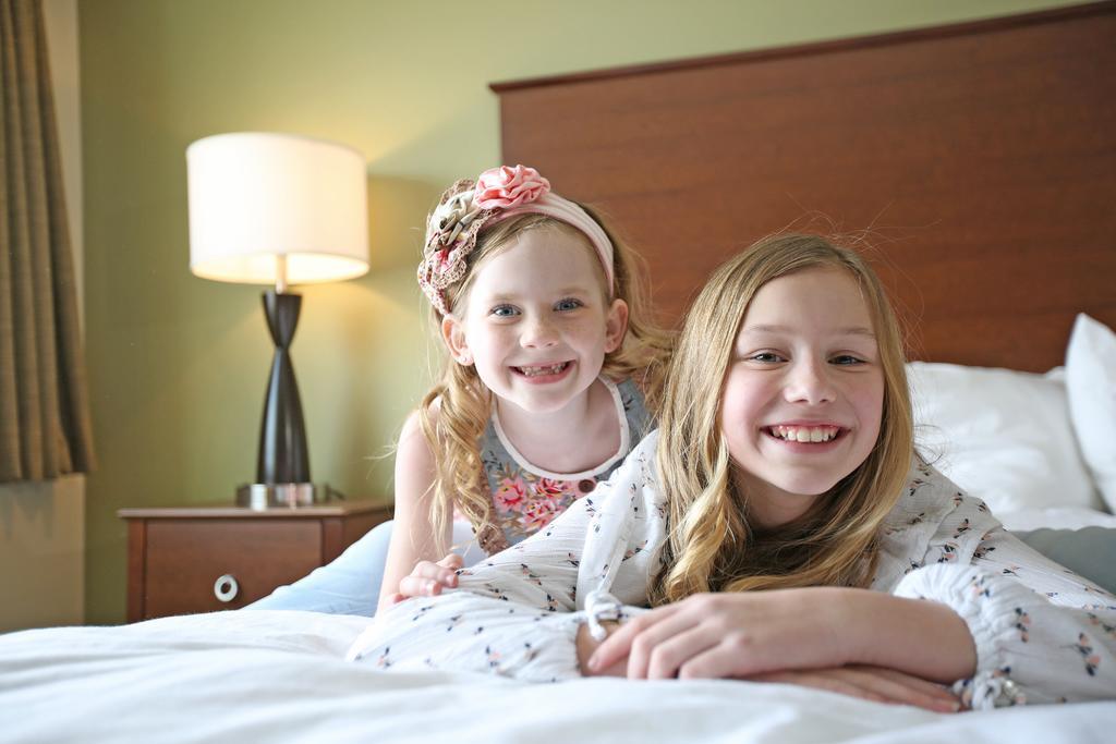 Americinn And Suites By Wyndham Delafield-Waukesha-Milwaukee Dış mekan fotoğraf