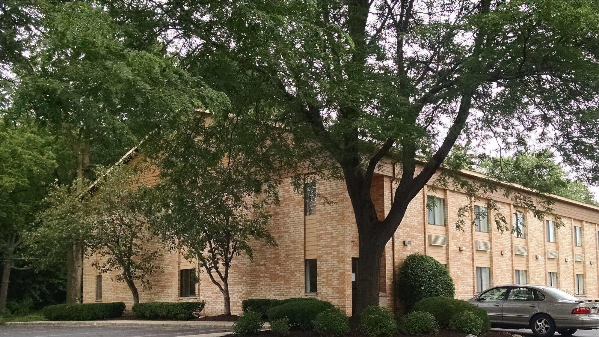 Americinn And Suites By Wyndham Delafield-Waukesha-Milwaukee Dış mekan fotoğraf